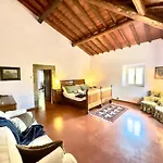 Podere Il Cellaino Вилла Реджелло